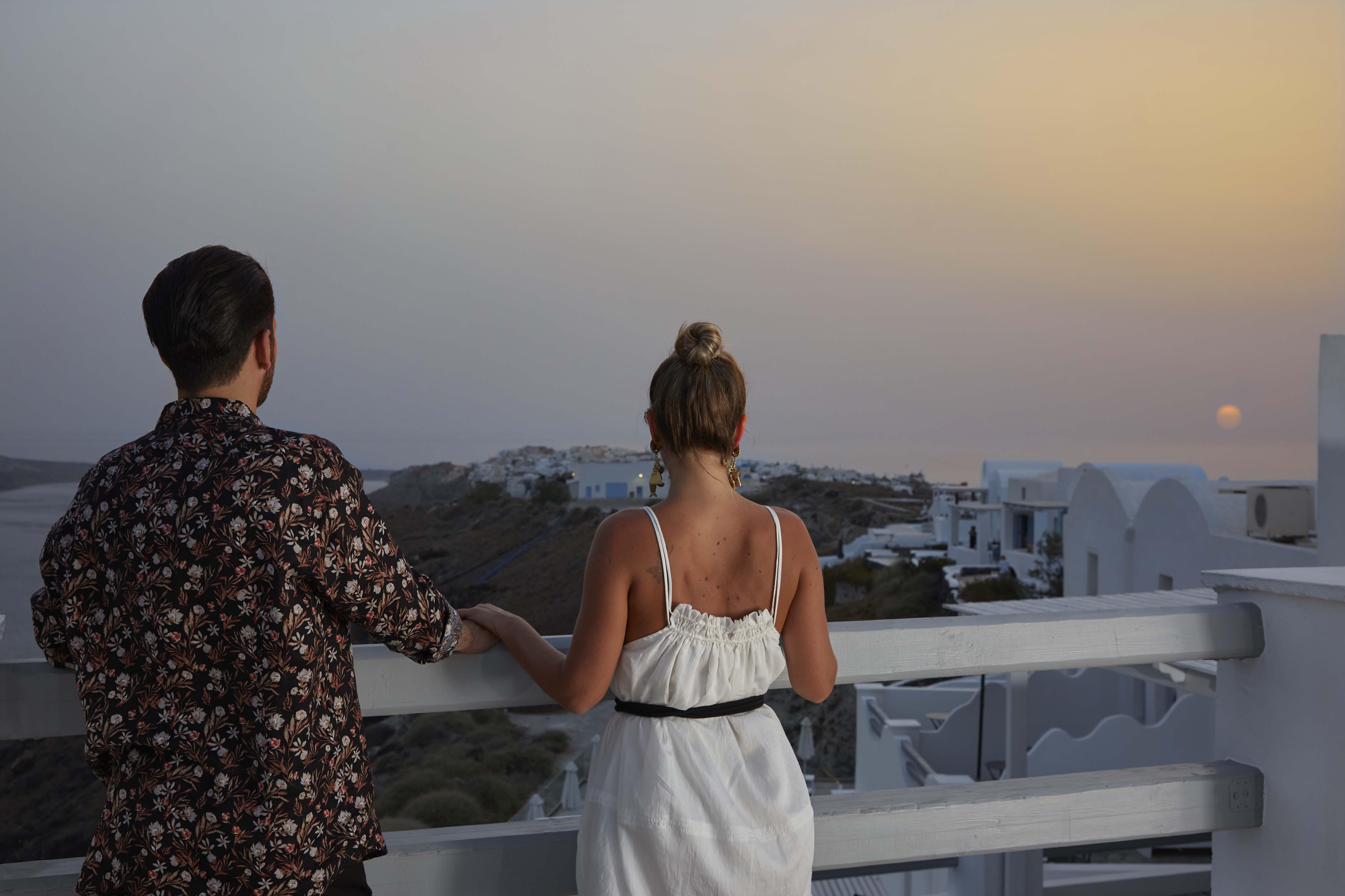 Mr And Mrs White Oia - Santorini Hotel Екстериор снимка
